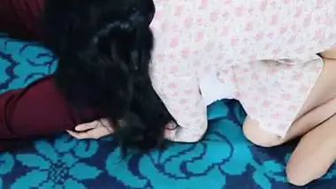 Thirsty stepmother got fucked at night DESISLIMGIRL NEW XVIDEO