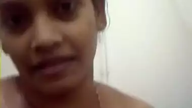 Indian wifey shower and then have oral sex 