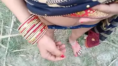 Desi village Bhabhi outdoor sex in jungle