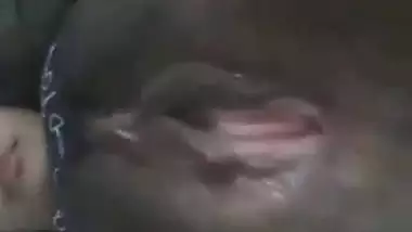 Indian nude girl shows her hairy wet pussy