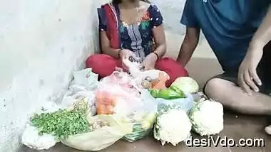 Priya bhabhi role play as vegetable vendor