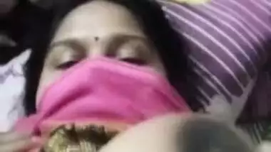 Sexy Bangla Bhabhi showing her Big Boobs and Blowjob Live Show