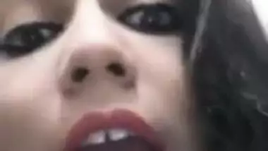 Hot Girl sending video For BF leaks