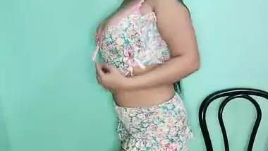 Soniya Love 98 Super Hot Private Stripchat Show