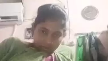 Desi village bhabi very hot fingering-2