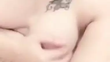 Indian Sexy college girl mms part 1