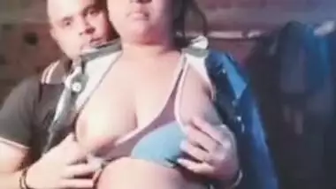 Amateur XXX video of man playing with Desi MILF's massive boobs