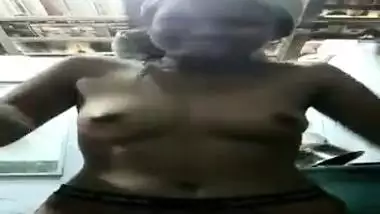 Desi village girl nude show part 1