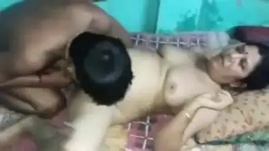 Mature Cheating Wife Sex With Secret Lover Caught Red-handed