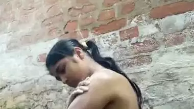 Pk sexy girl full nude bath