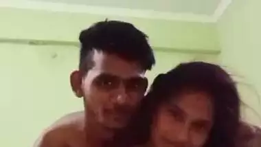 Young couple’s amateur sex MMS from a hotel room