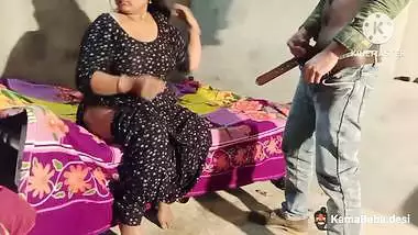 Big ass milf enjoys Punjabi sex in the doggy style