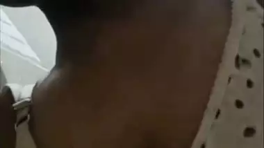 Cute big ass bhabhi striptease nude viral MMS