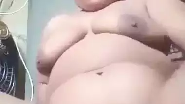 Busty Boudi’s Bangla chuda cudi with 2 brinjals