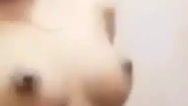 Merged sexy video of Indian hottie Janvi making naked selfie footage