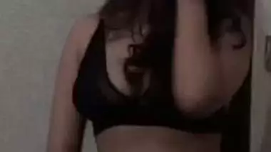 Indian girl in thong standing topless Indian FSI blog