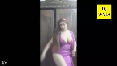 Indian Mallu Aunty Home Alone Dance Sex Big BooBs