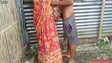 Bengali Bhabi Fuck With A Red Clower Saree with Husband