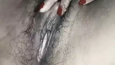 Idian Sexy Girl Fingering Hairy Pussy In Night