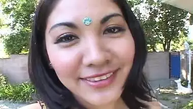 What a babeClassy babe know how to display...