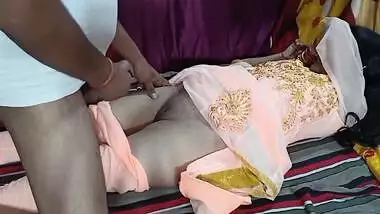 Desi Girl First Time Fucking In Wedroom