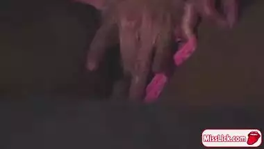 Stepdaughter gets lick by her stepmom and aunt until squirt