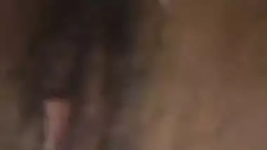 Cute Indian XXX teen showing her sweet boobs and pussy on cam