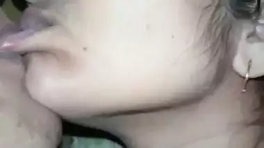 Pussy licking and sucking sex video in hindi voice