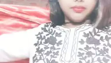 Desi girl in glasses plays with her soft boobs
