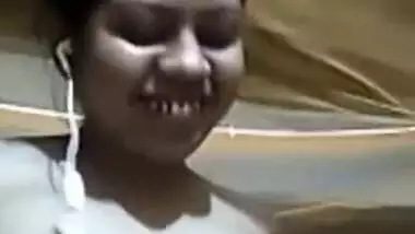 Village Bhabi Showing Her Big Boobs 3 Clips