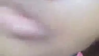 Hairy pussy college girl in Odia sex video call