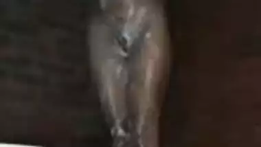 Madurai college gal usharani nude bath mms