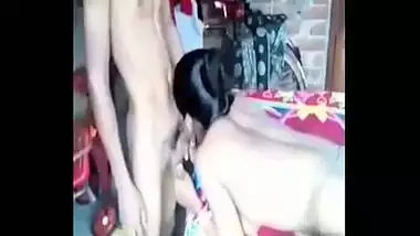 Indian aunty with juvenile chap desi mms sex scandal recorded