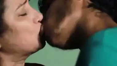 Guy enjoys desi aunty sex with his horny aunt