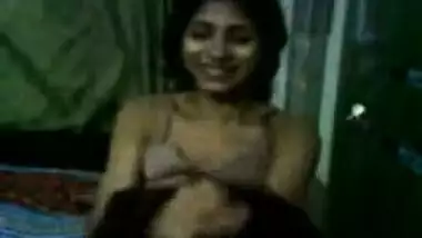Sexy Muslim bhabhi enjoying a big cock