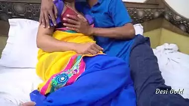 Bhanje aur saree mai gandi mami ki chudai ka Hindi porn