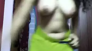 South indian housewife vasavi dress change