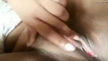 Indian wet and sticky cunt masturbation - alpha...